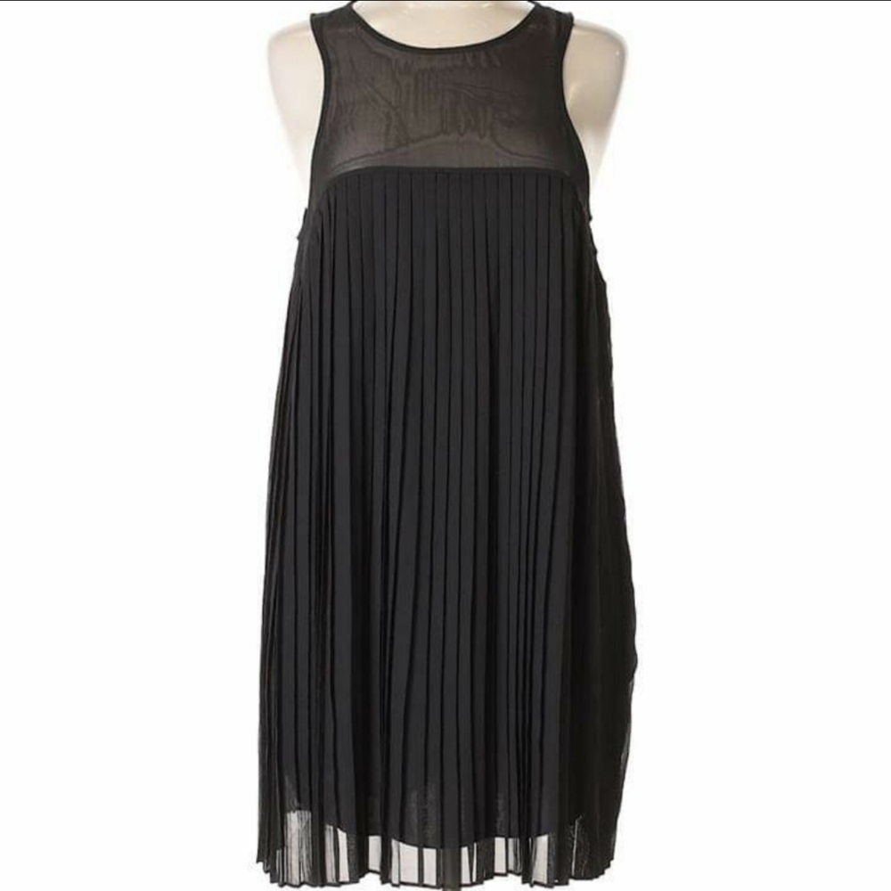 Everly Black Pleated Mesh Upper Sleeves Dress - Picture 3 of 13